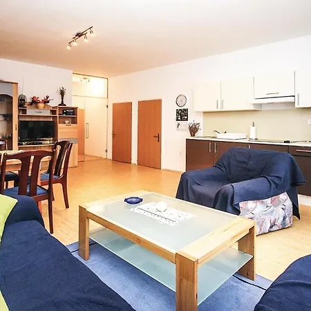 4 Bedroom Gorgeous In Póla